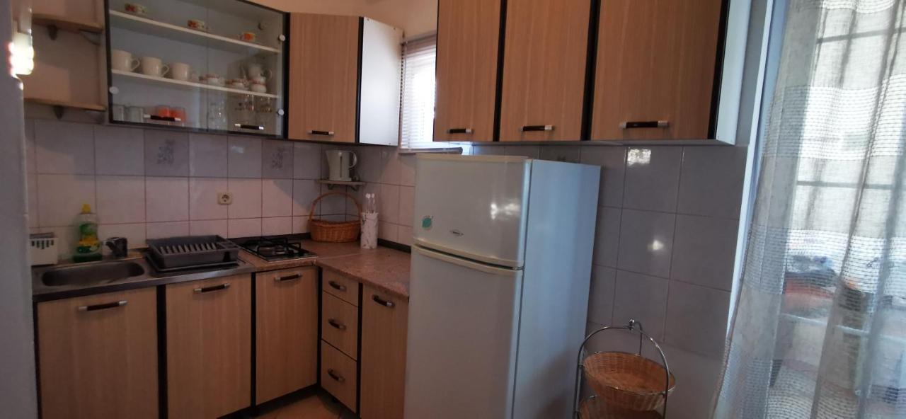 Apartmani Marija Колан Экстерьер фото