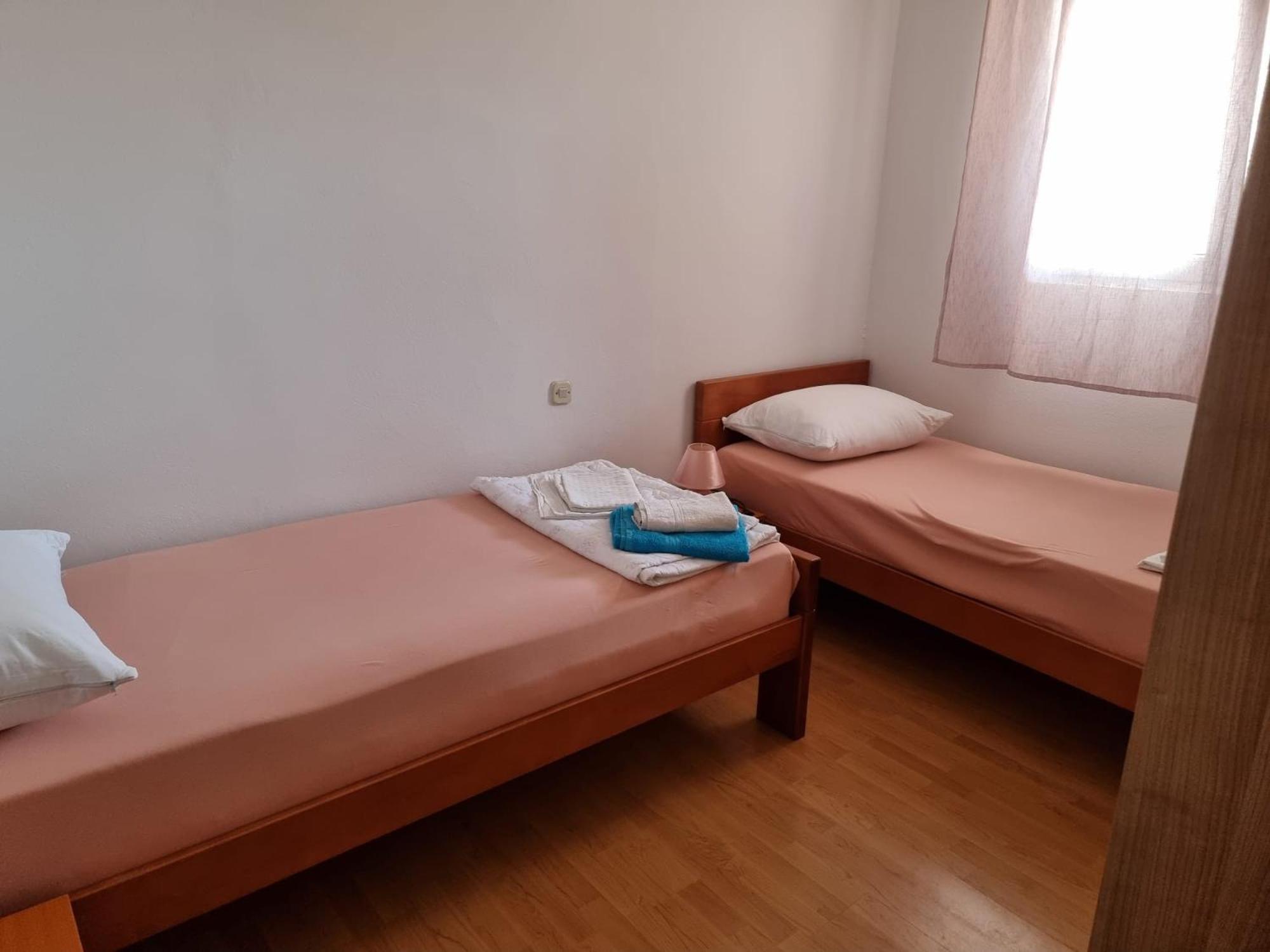 Apartmani Marija Колан Экстерьер фото